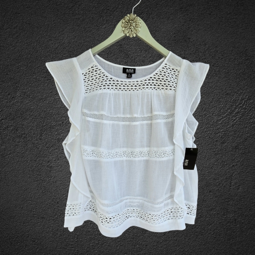 a.n.a Women's White Flutter Sleeve Top XL - New NWT!